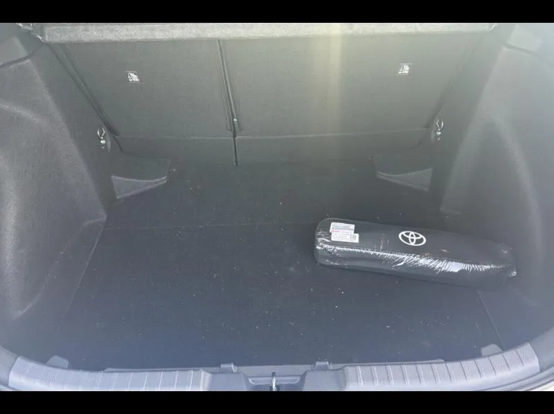 Image secondaire du véhicule 10