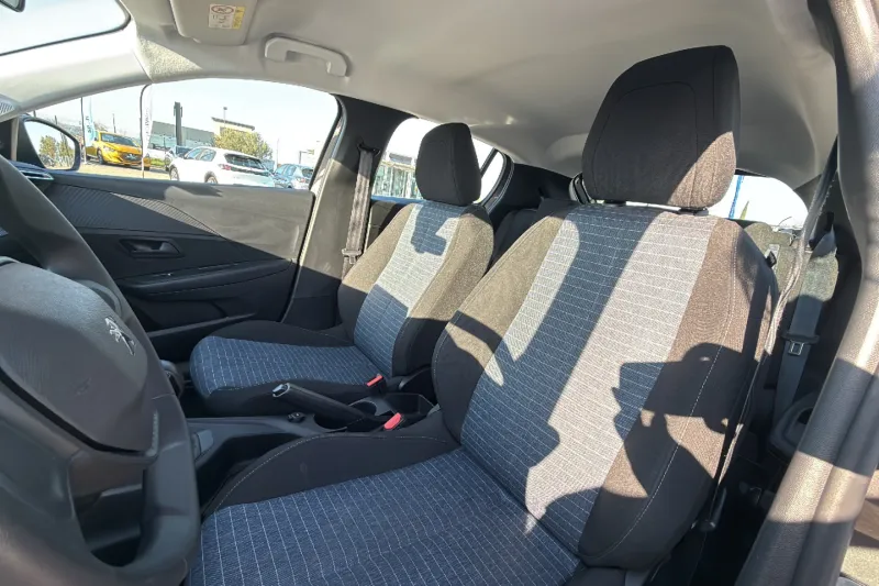 Image secondaire du véhicule 10