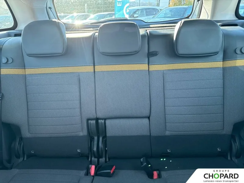 Image secondaire du véhicule 9