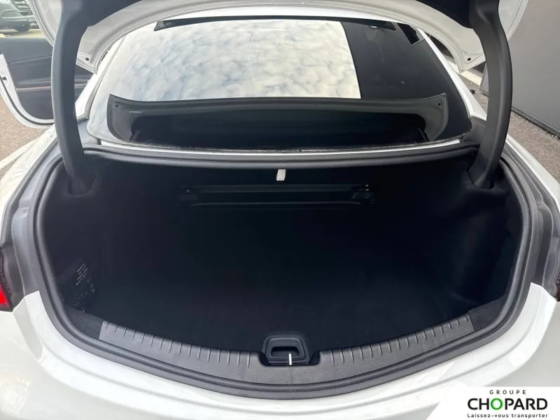 Image secondaire du véhicule 9