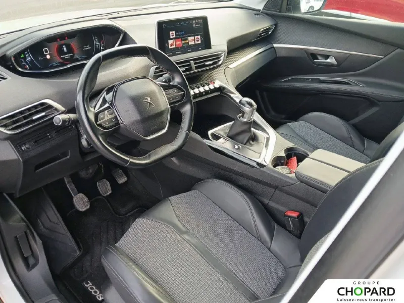 Image secondaire du véhicule 11