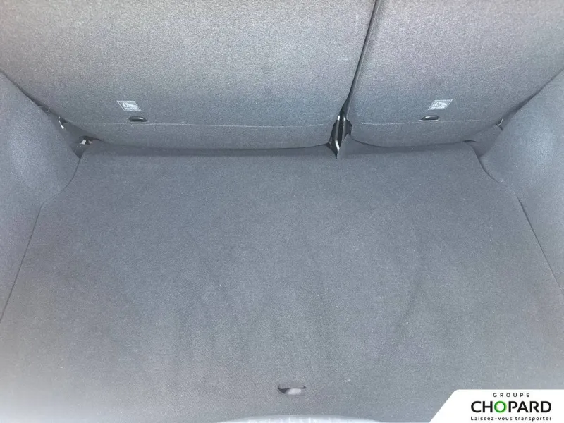 Image secondaire du véhicule 9