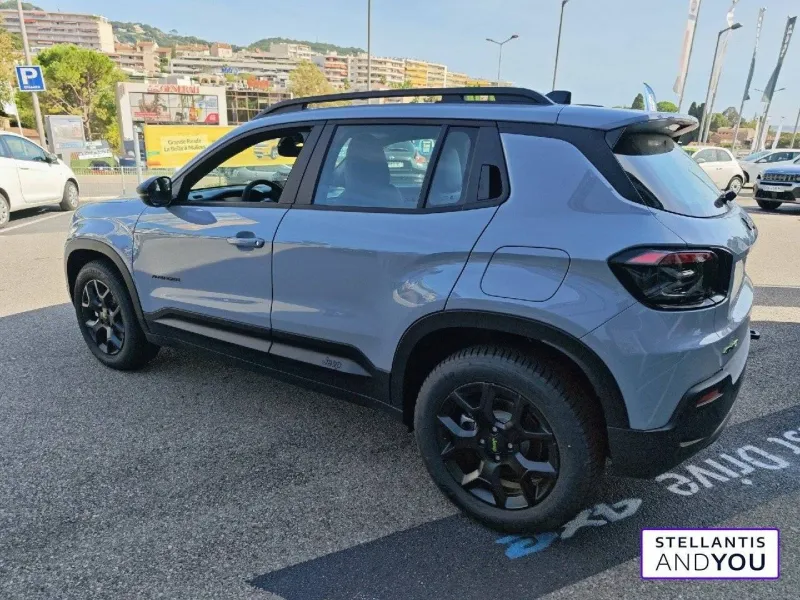 Image secondaire du véhicule 8