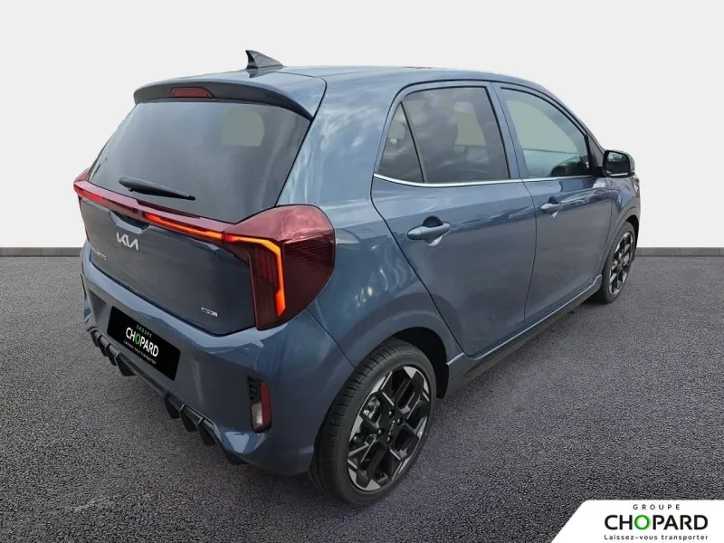 Image secondaire du véhicule 4