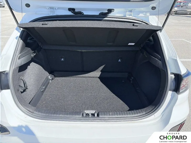 Image secondaire du véhicule 9