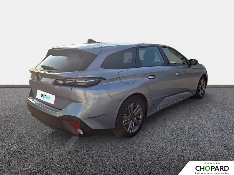 Image secondaire du véhicule 4