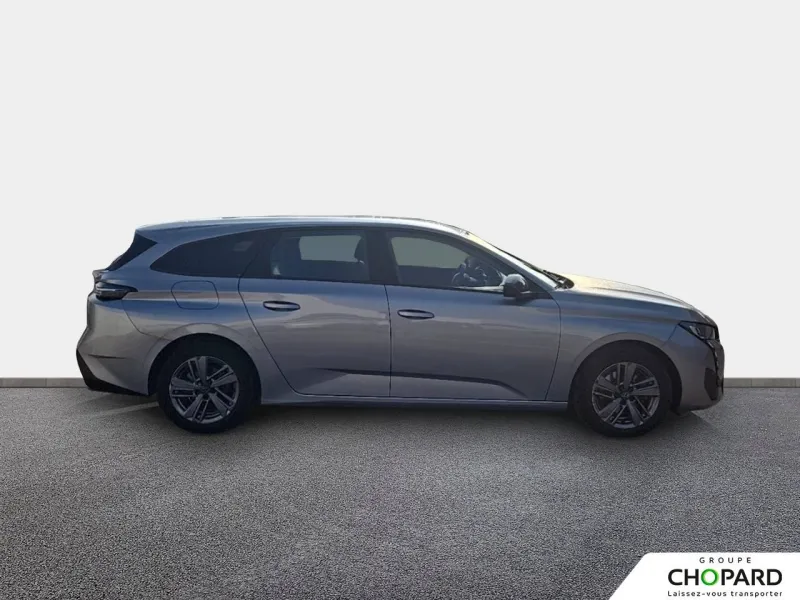 Image secondaire du véhicule 10