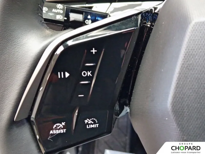 Image secondaire du véhicule 4