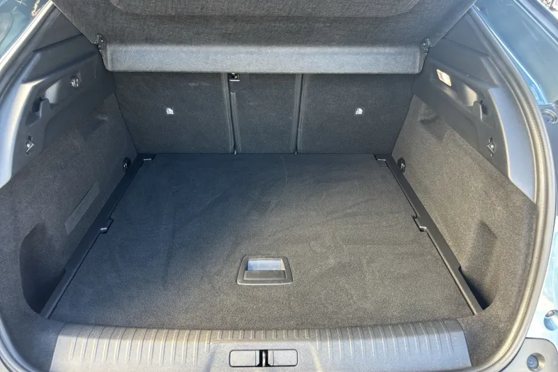 Image secondaire du véhicule 10