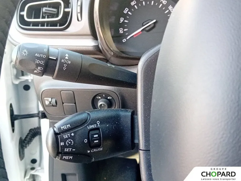 Image secondaire du véhicule 15