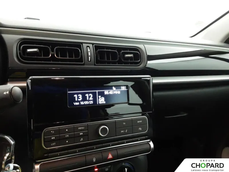 Image secondaire du véhicule 14