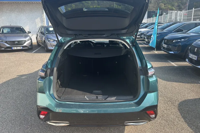 Image secondaire du véhicule 10