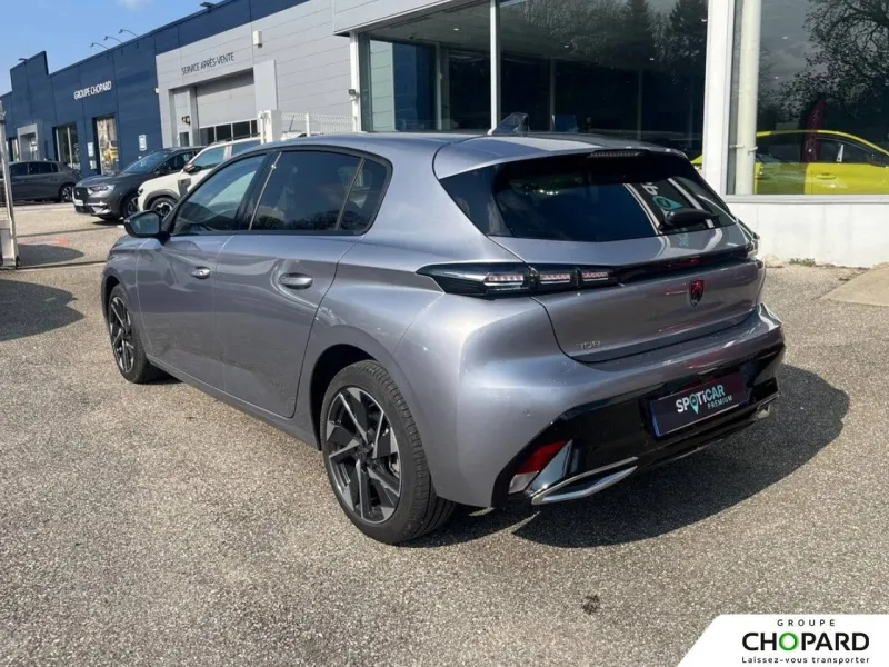 Image secondaire du véhicule 8