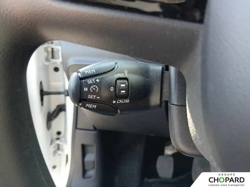 Image secondaire du véhicule 15