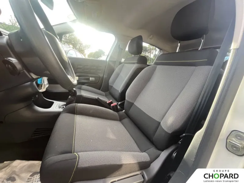 Image secondaire du véhicule 10