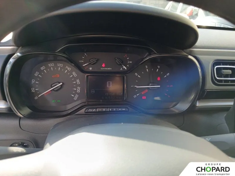 Image secondaire du véhicule 18