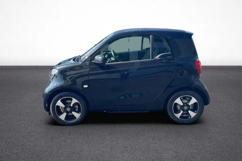 Image secondaire du véhicule 4