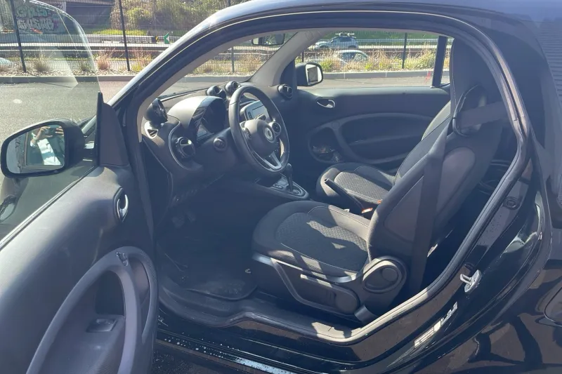 Image secondaire du véhicule 10