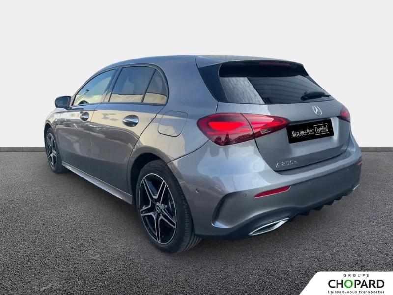 Image secondaire du véhicule 7