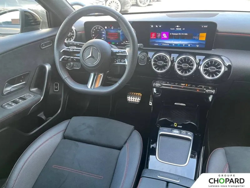 Image secondaire du véhicule 8