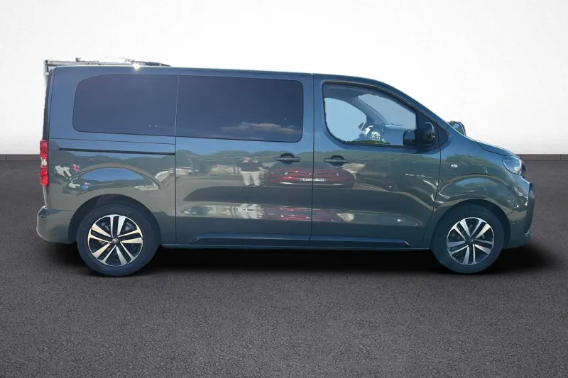 Image secondaire du véhicule 8