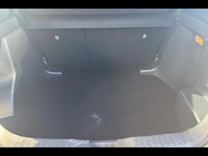 Image secondaire du véhicule 10