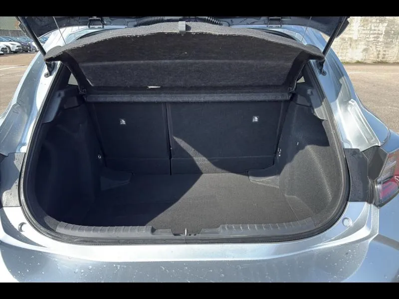 Image secondaire du véhicule 10