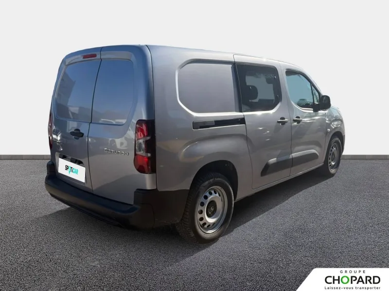 Image secondaire du véhicule 4