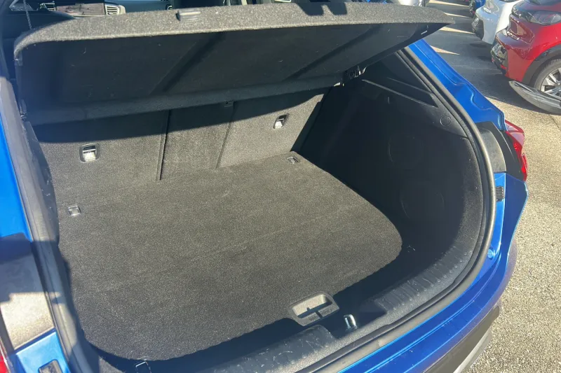 Image secondaire du véhicule 10