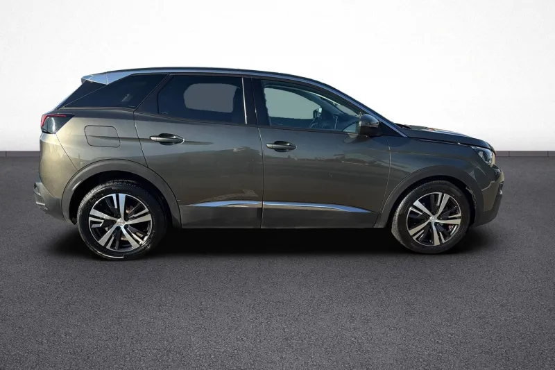 Image secondaire du véhicule 8