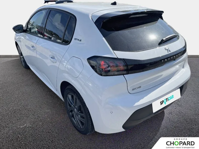 Image secondaire du véhicule 8