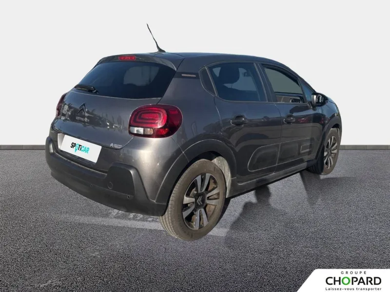 Image secondaire du véhicule 9