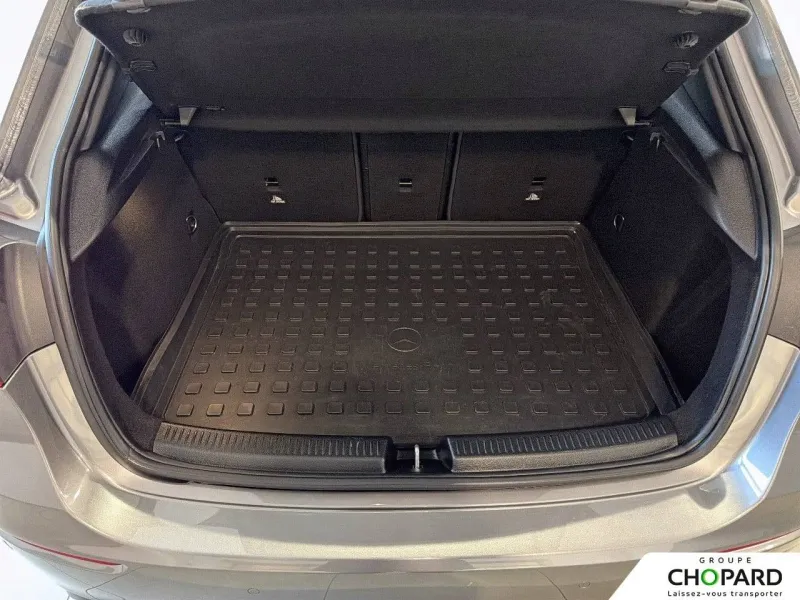 Image secondaire du véhicule 9