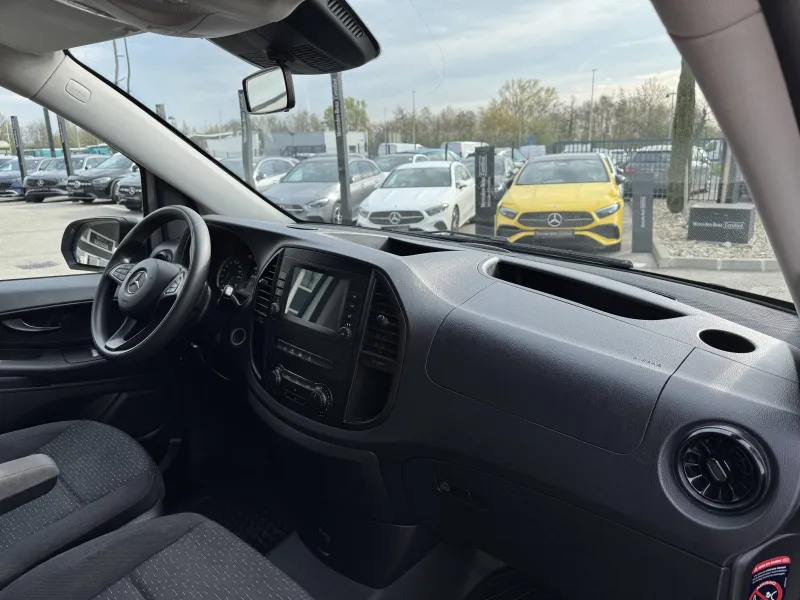 Image secondaire du véhicule 10