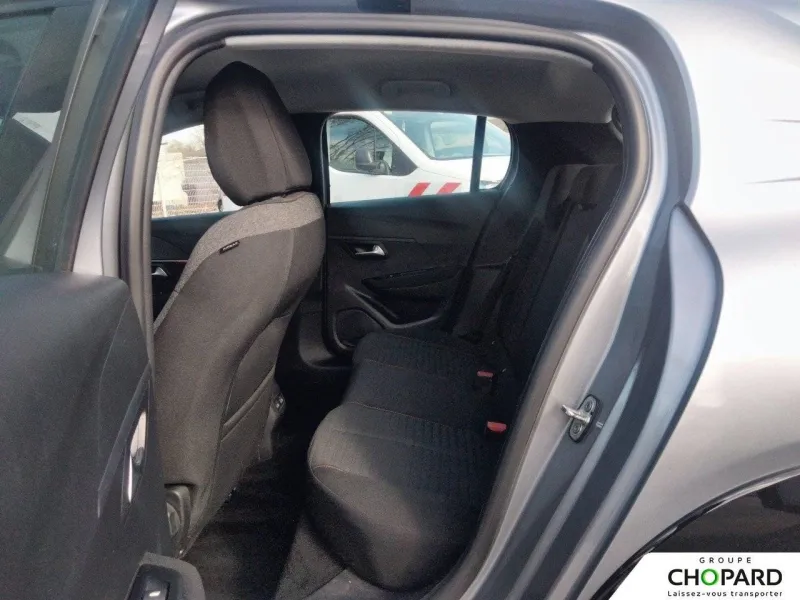 Image secondaire du véhicule 12