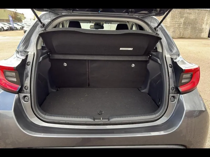 Image secondaire du véhicule 10