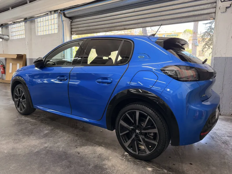 Image secondaire du véhicule 6