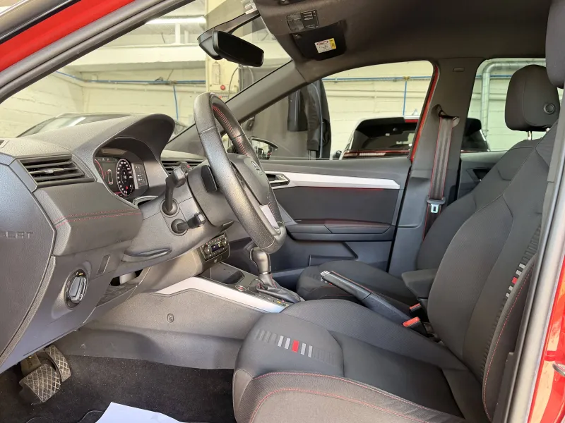 Image secondaire du véhicule 6