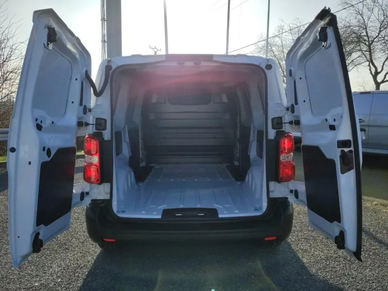 Image secondaire du véhicule 8