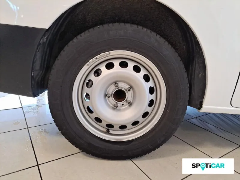 Image secondaire du véhicule 9