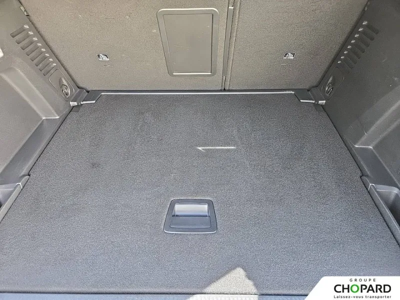 Image secondaire du véhicule 9