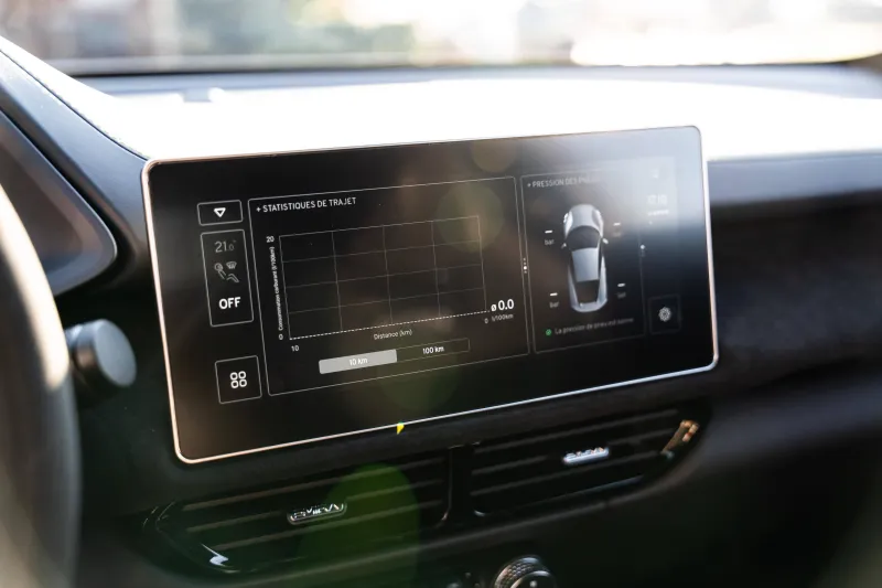 Image secondaire du véhicule 10