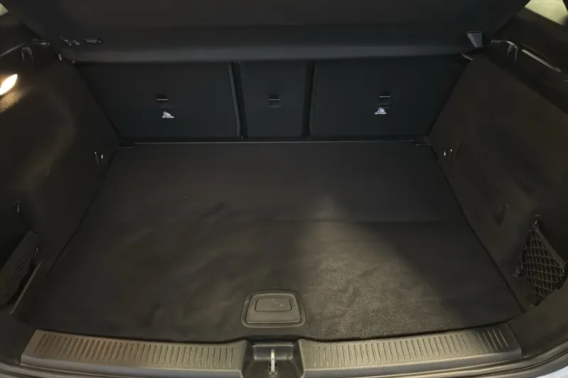 Image secondaire du véhicule 10