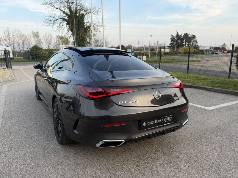 Image secondaire du véhicule 8