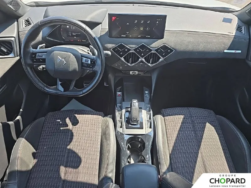 Image secondaire du véhicule 9