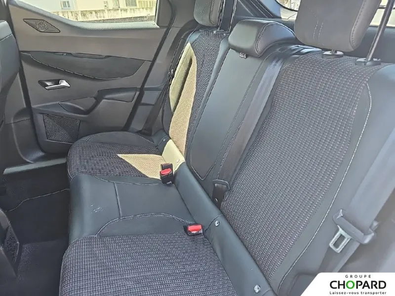 Image secondaire du véhicule 11