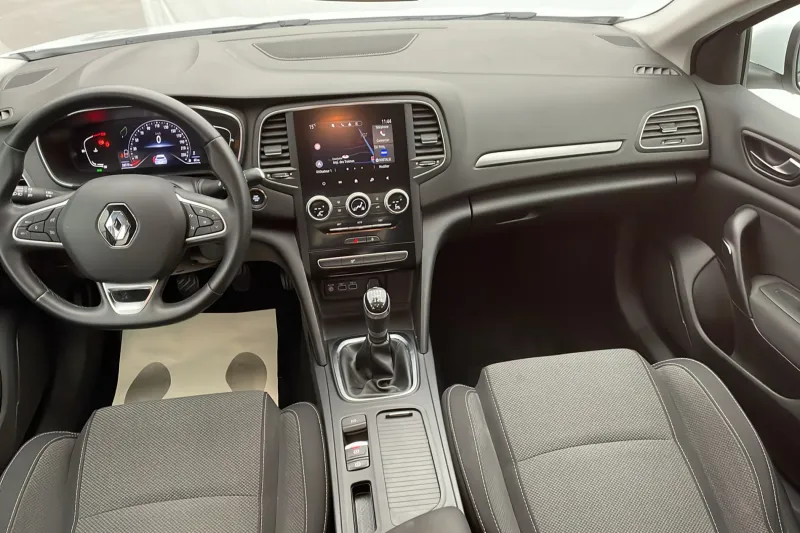 Image secondaire du véhicule 10