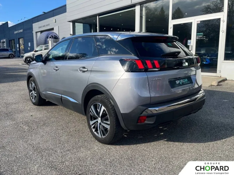 Image secondaire du véhicule 8