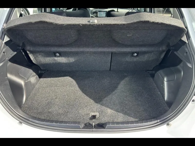 Image secondaire du véhicule 10