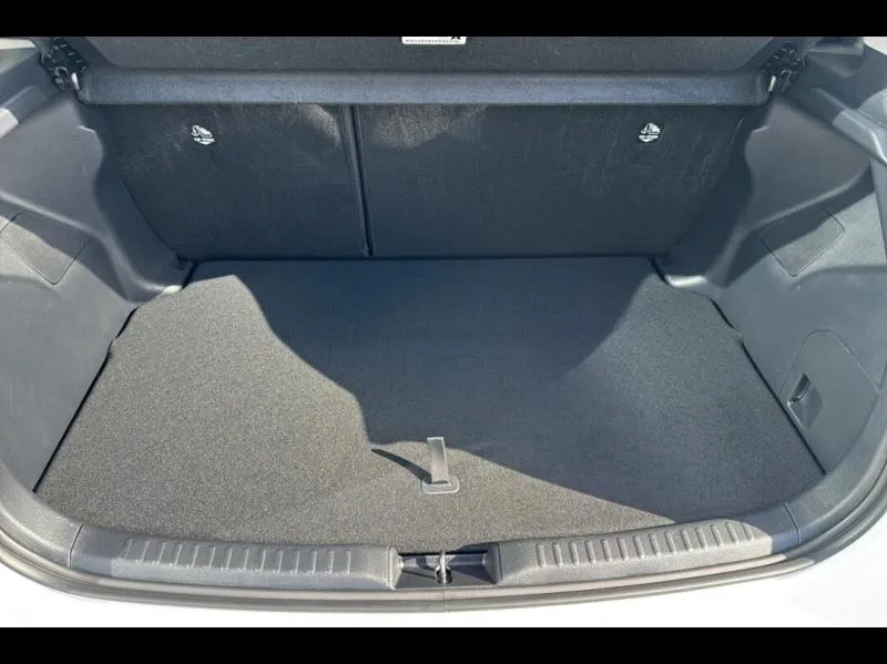 Image secondaire du véhicule 10